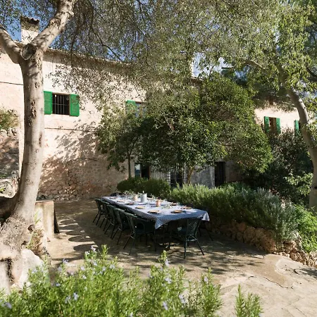 Holiday Finca Biniatzar Palma de Mallorca