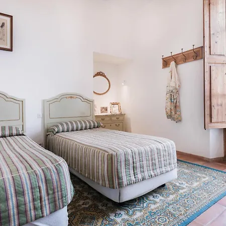 Holiday Finca Biniatzar Villa *